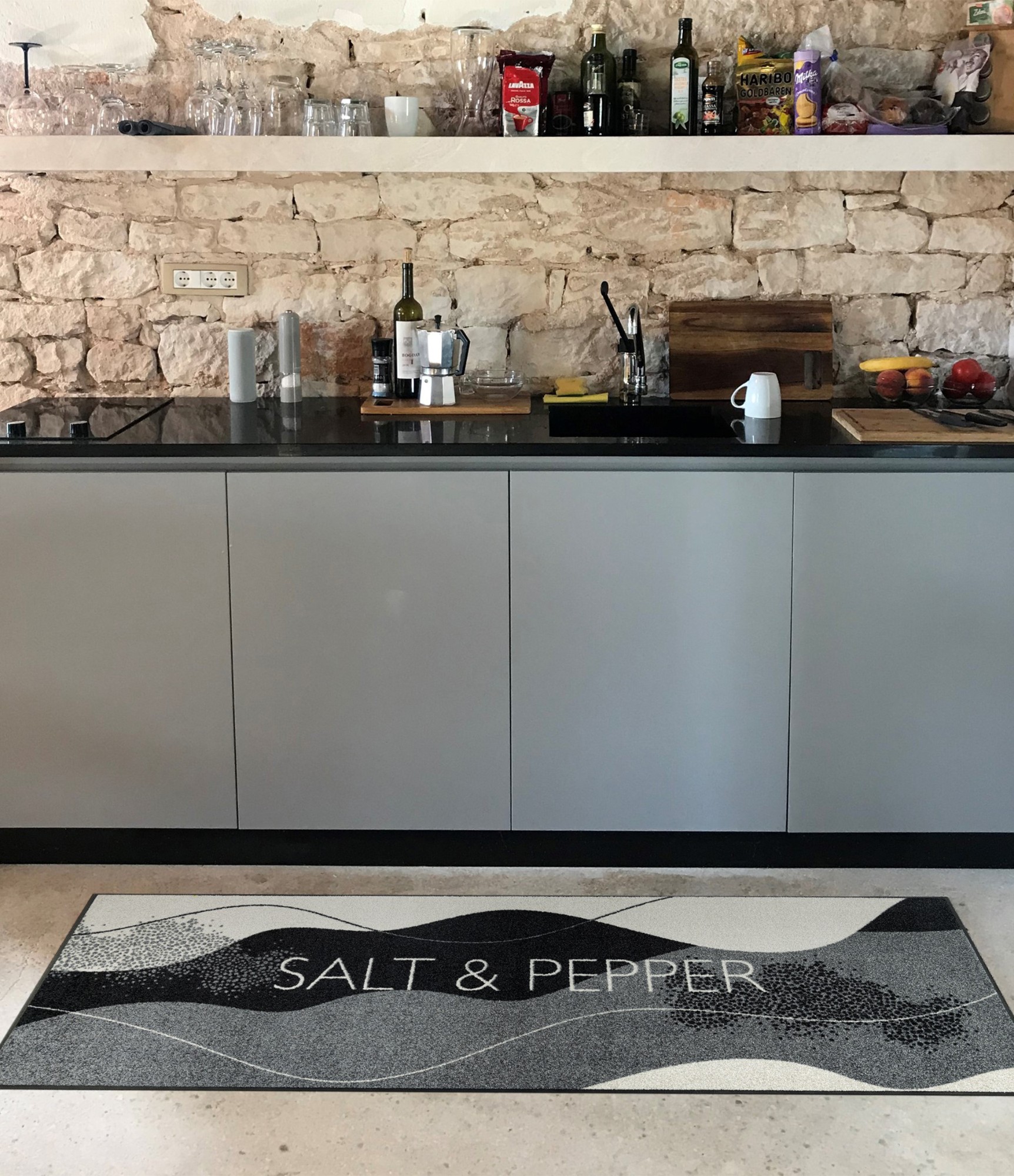 Килимова доріжка Salt & Pepper 3 kiliminis takas virtuvei juoda balta 3